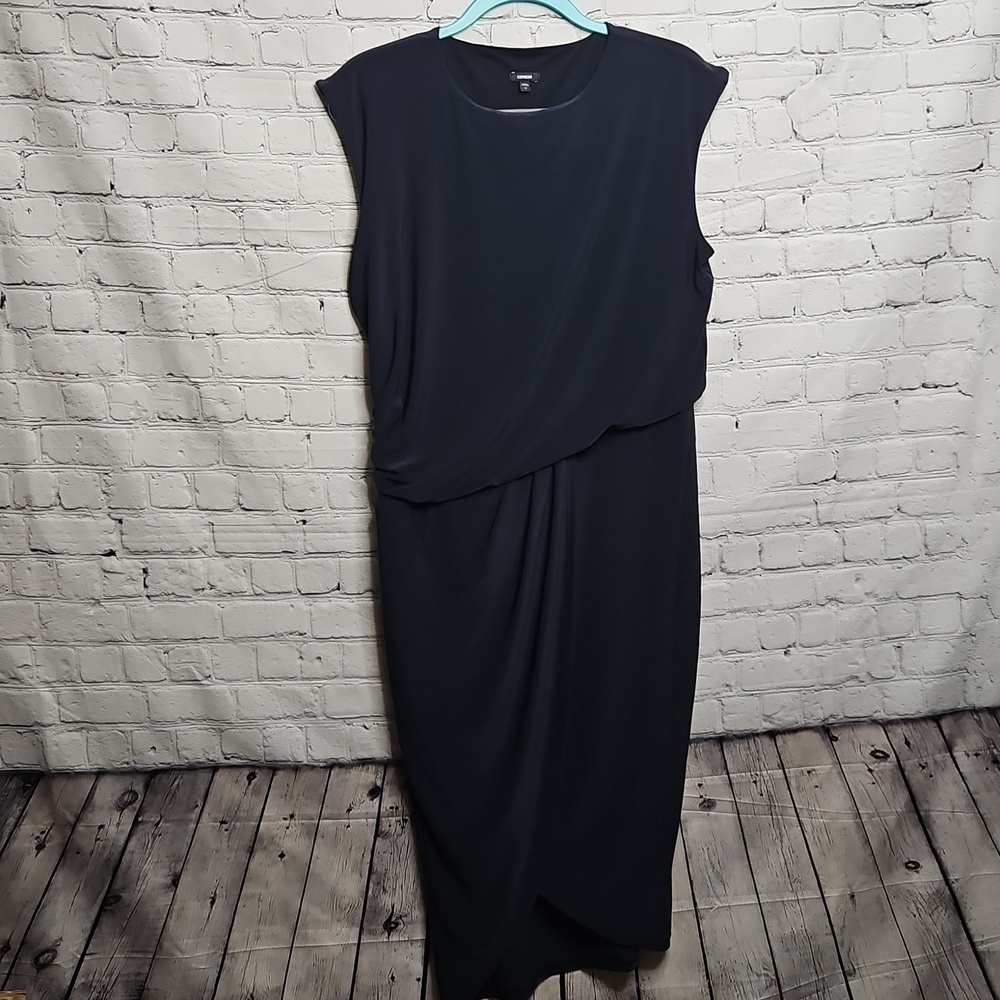 Express Navy Blue Crew Neck Sleeveless Midi Dress Medium